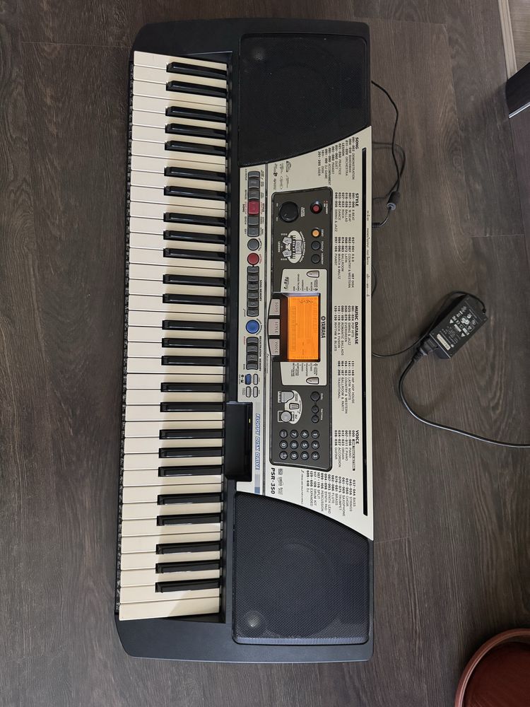 Синтезатор йоника Yamaha PSR-350