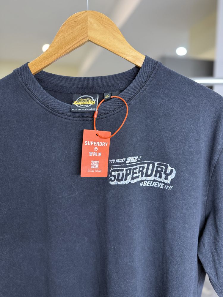 SUPERDRY- чисто нови- оригинални
