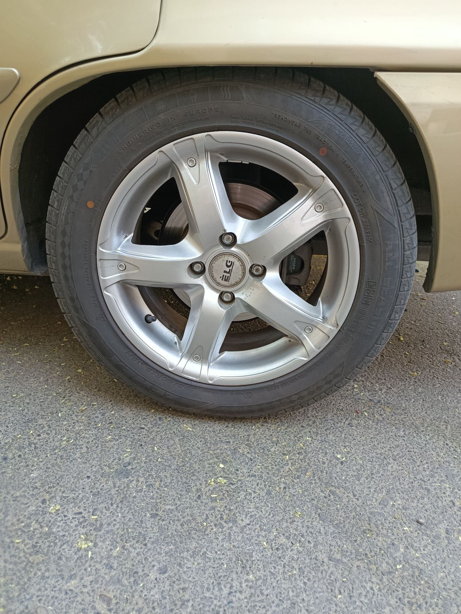 Продается размер 15