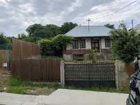 Vând casă bătrânească cu teren 1000 mp – Dealu Mare, comuna Măgura, j