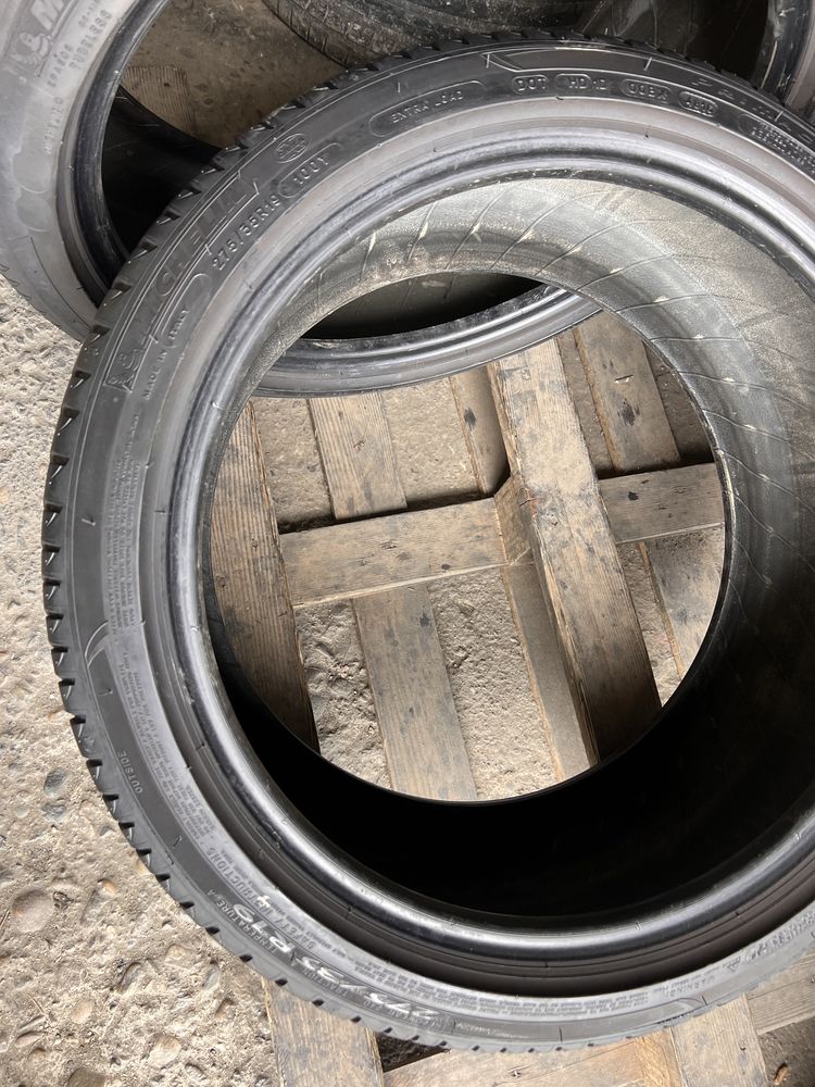 2 anvelope vara 275/35/19 , Michelin , RunFlat !