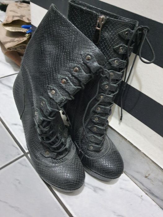 Маркови боти с пух  естествена кожа