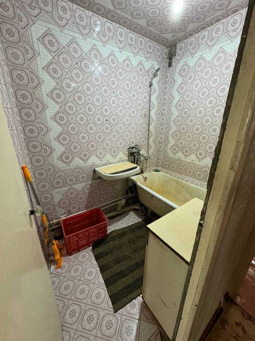 Олмазор коракамишда 3-хона сотилади