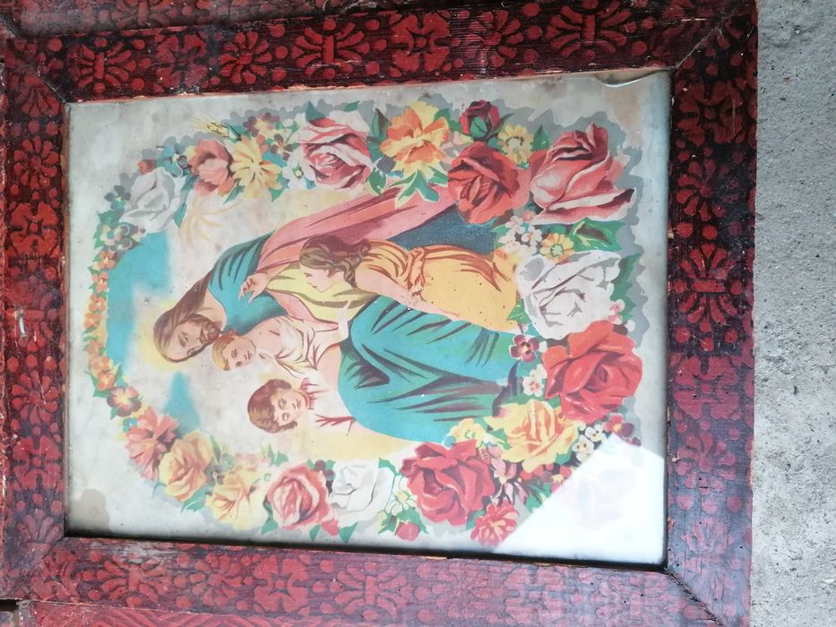 Vând lot icoane vechi înrămate