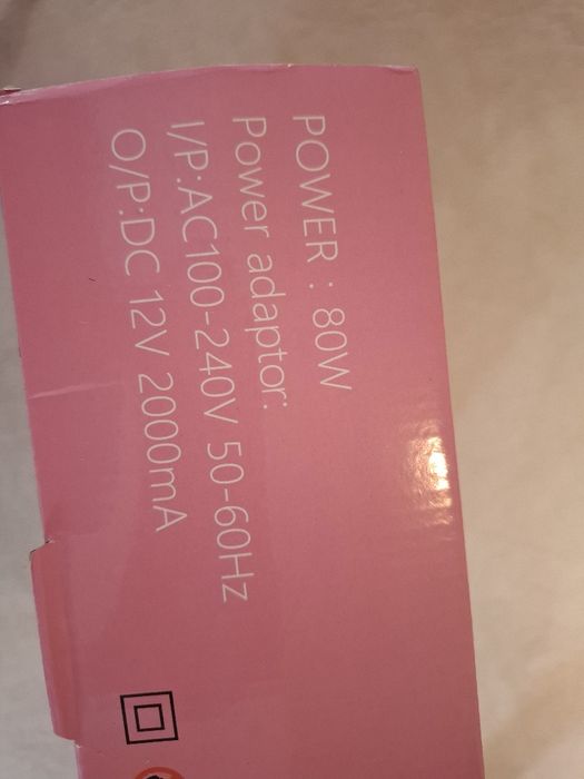 Професионален сет за маникюр-електрическа пила,лампа,прахоуловител