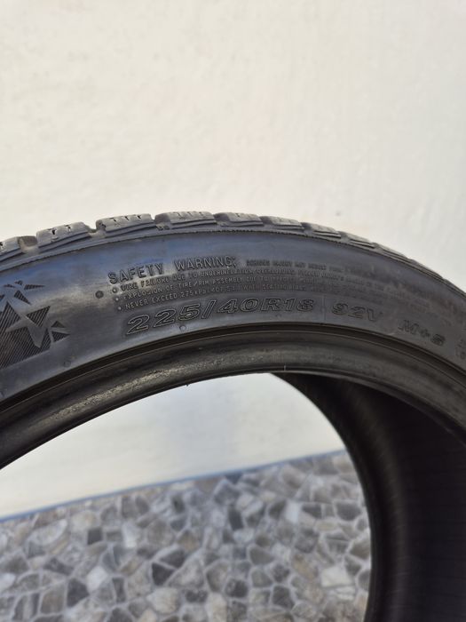 2бр 225 40 18 Nexen зимни -22г