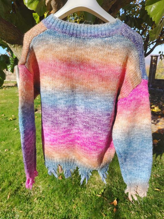 Пуловери дамски плетиво