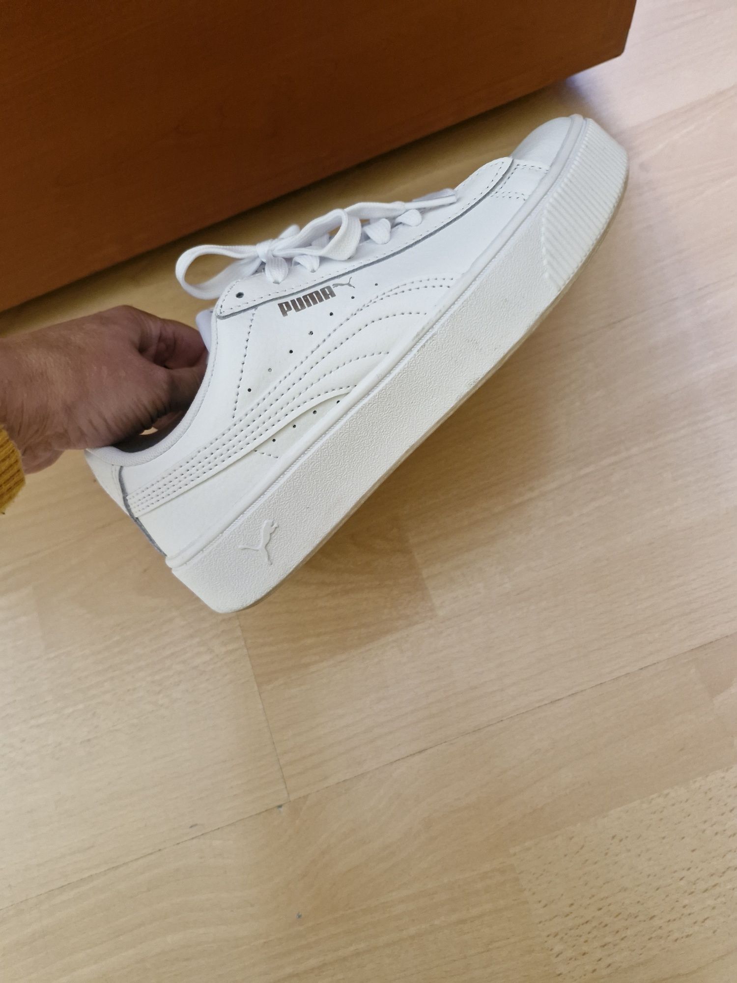Маратонки Puma 37.5