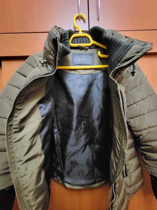 Geaca ESPRIT marimea S/M pret 25lei