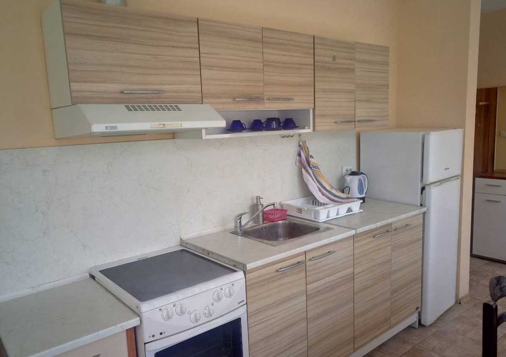 Дава се под наем Двустаен апартамент в Бургас, Сарафово - 42 кв.м за 63.75 € - Снимка #2