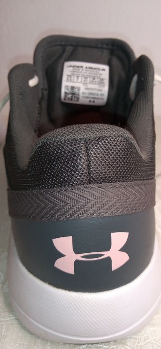 adidași UNDER ARMOUR mărimea 41