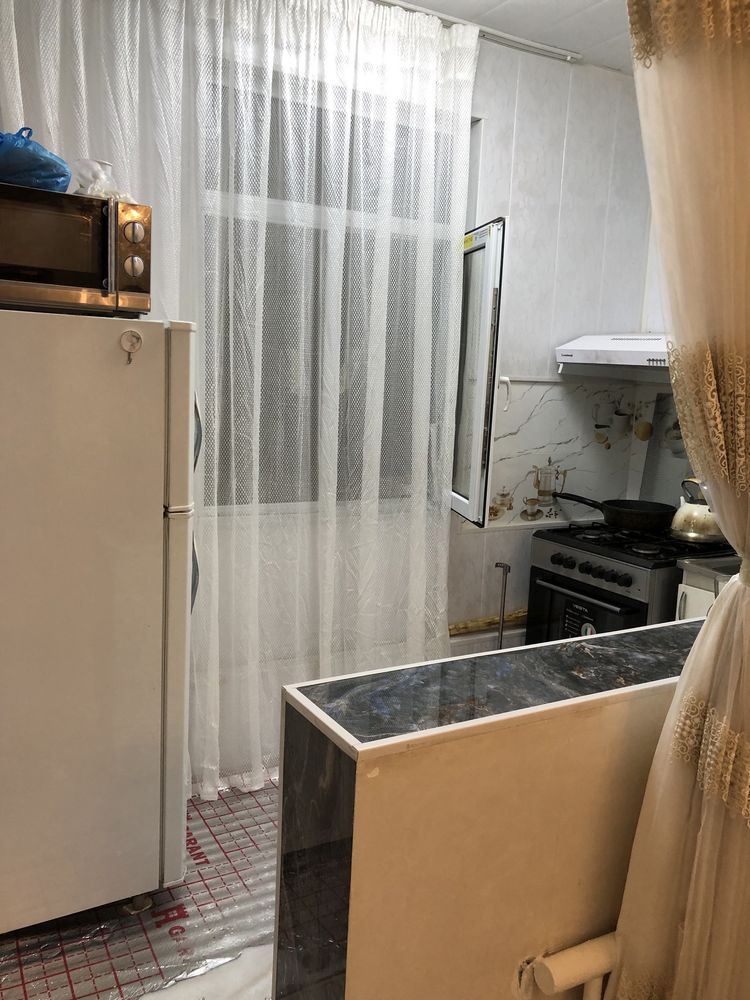 Qizlarga sheriklikga kvartira bor.