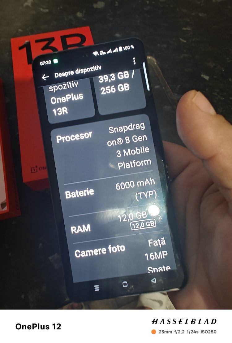 Oneplus 13R 12/256 gb
