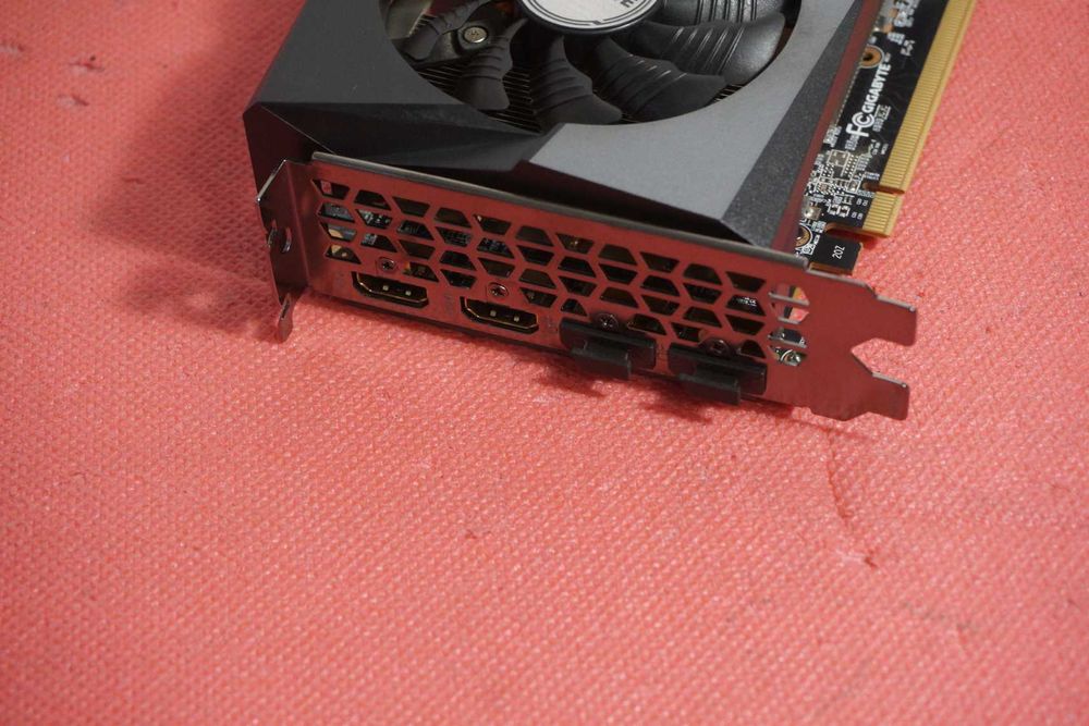 Видеокарта RX 6600 XT 8GB Gigabyte Gaming OC / вкл ДДС