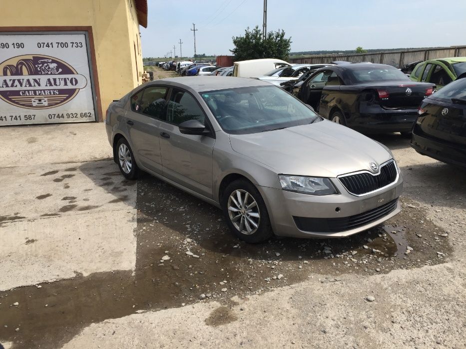 Dezmembrez / Dezmembrari / Piese / Accesorii Skoda Octavia 3 break hatchback