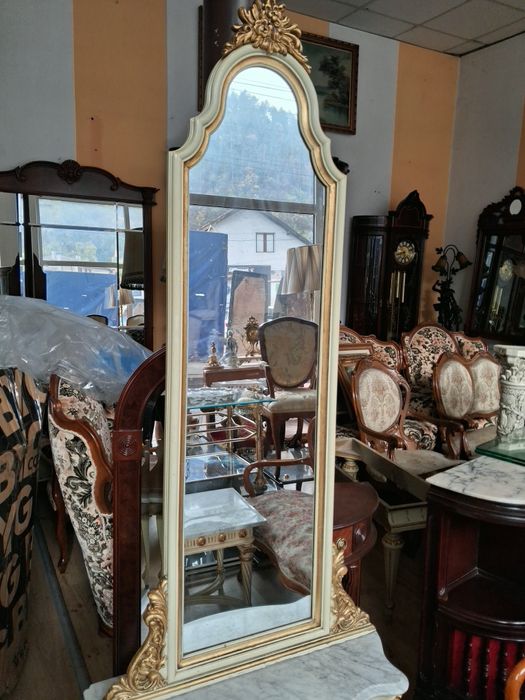 Конзола с огледало