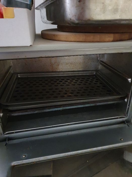 Електрическа фурна