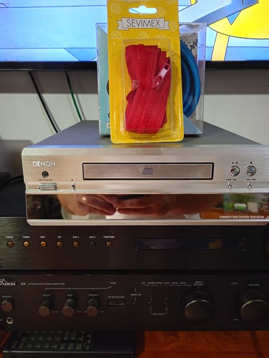 Fermoar; Denon DCD-201SA ; Marantz PS110 , CD53