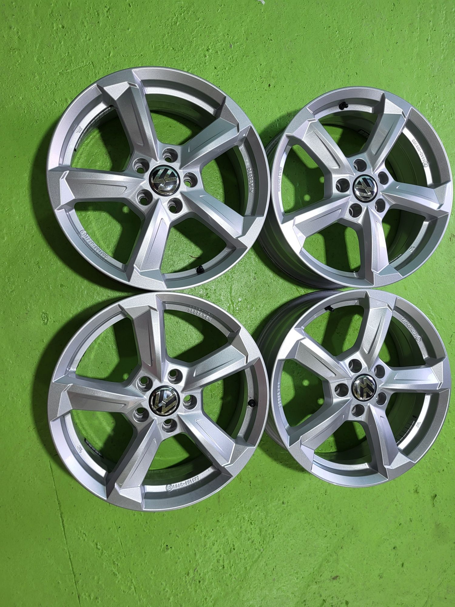 17 5x112 Vw Passat Touran Caddy Golf Skoda 5х112