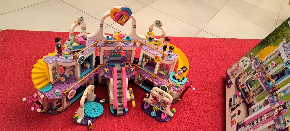 Lego friends 8+ 41450 Mallul din orașul Heartlake City