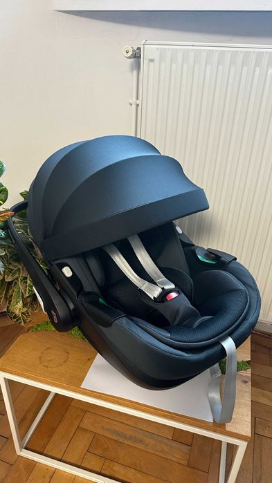 Scoica / scaun auto Maxi-Cosi Pebble 360 Pro Essential Graphite