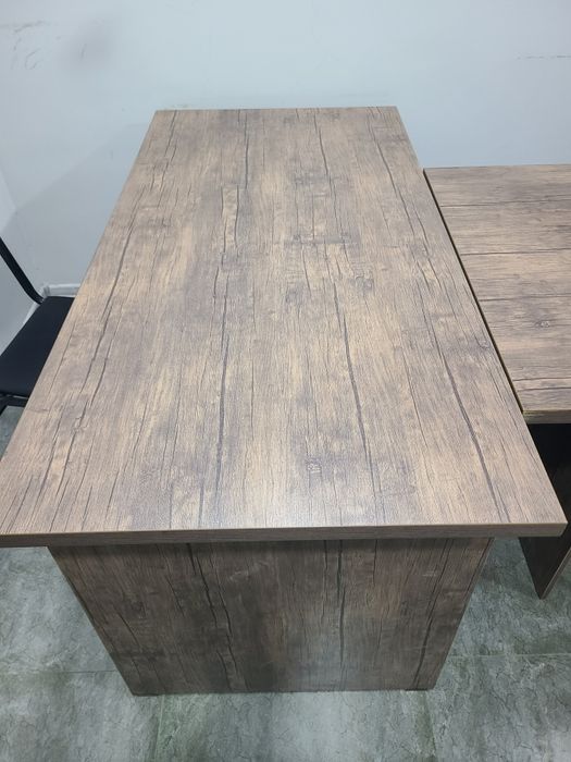 Продаётся стол. Stol sotiladi