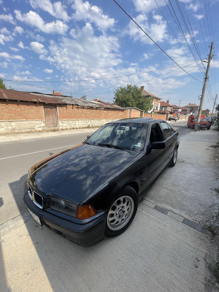 БМВ Е36 316i 1992г