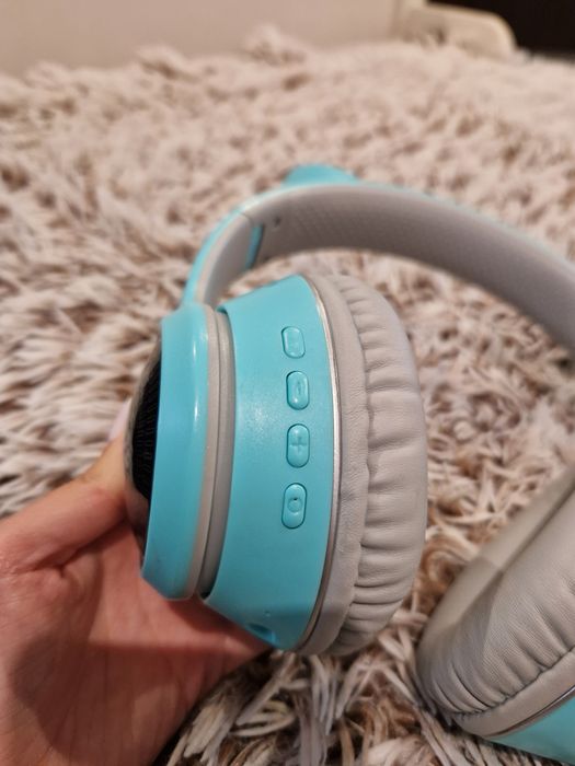 Căști Bluetooth cu urechi pisică LED – Stare foarte bună