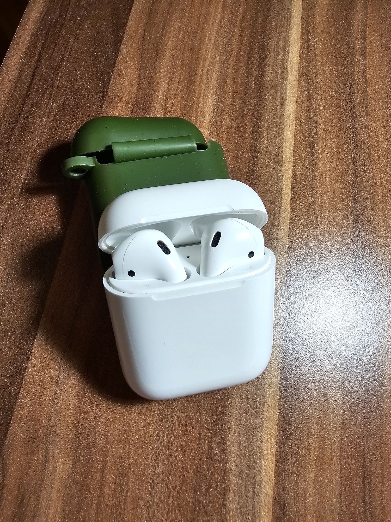 Casti Apple Airpods gen 2,