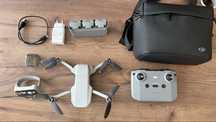 Drona dji mini 2 fly more combo