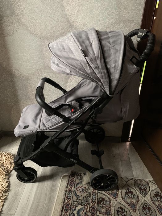 Продам детскую коляску чемодан Seedo