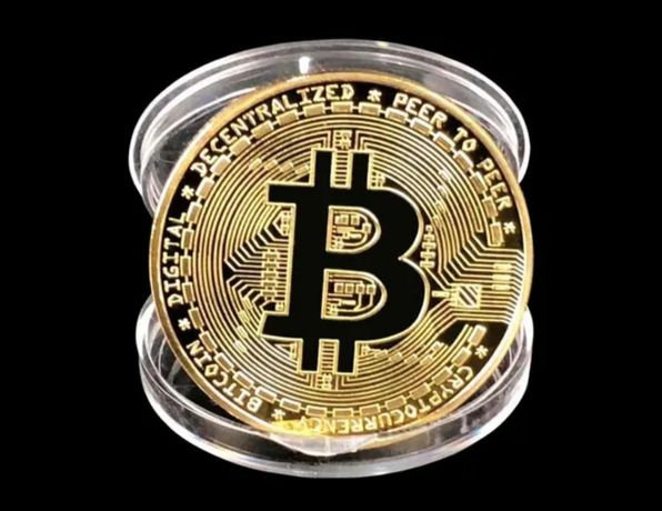 Monedă Bitcoin placată cu aur