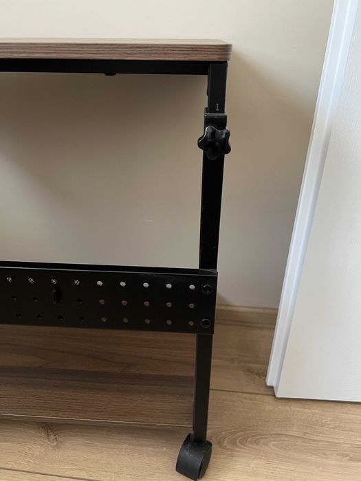 EUREKA Помощно бюро (регулируема височина)