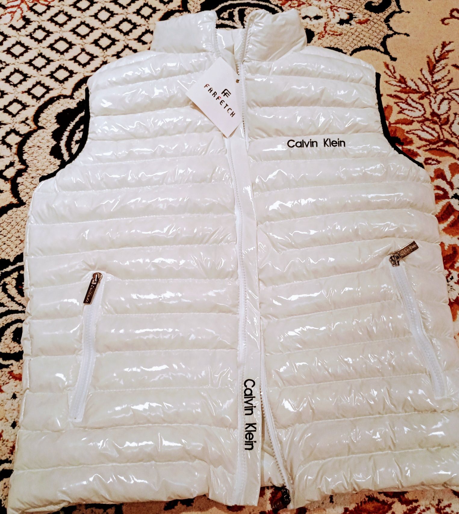 Vesta unisex Calvin klein!!