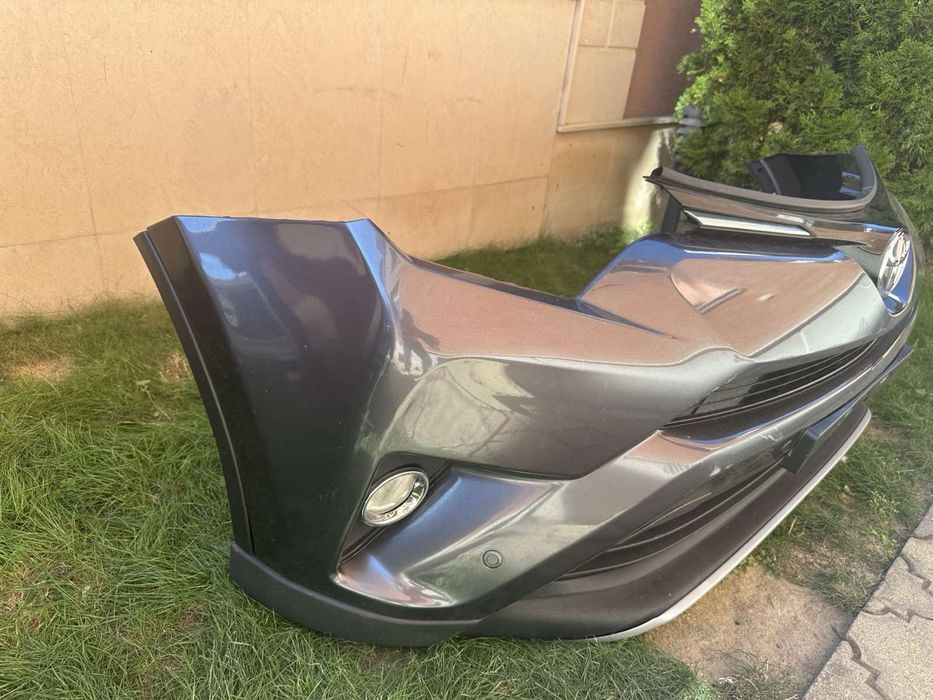 Броня предна Toyota Rav 4 и други части