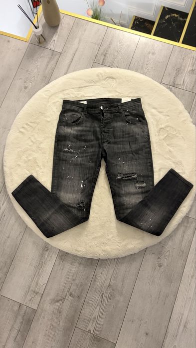 Blugi zara negri NOI!