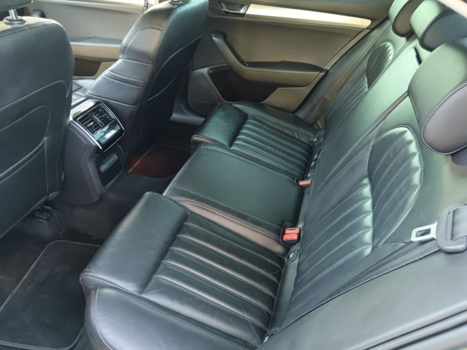 Vând Skoda Superb 3