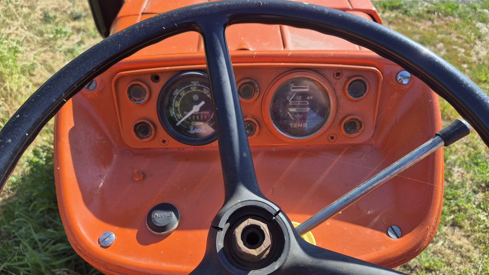 Vând Tractor Fiat 540 reconditionat