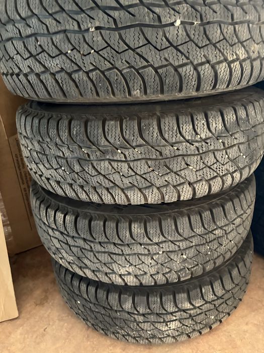 Диски шинами 215 /70 /16 альфард сиенна раф 4