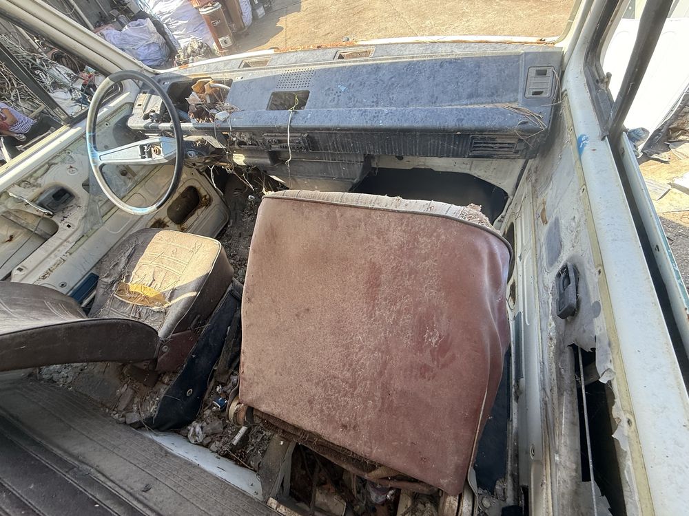 Volkswagen Transporter T2 на части