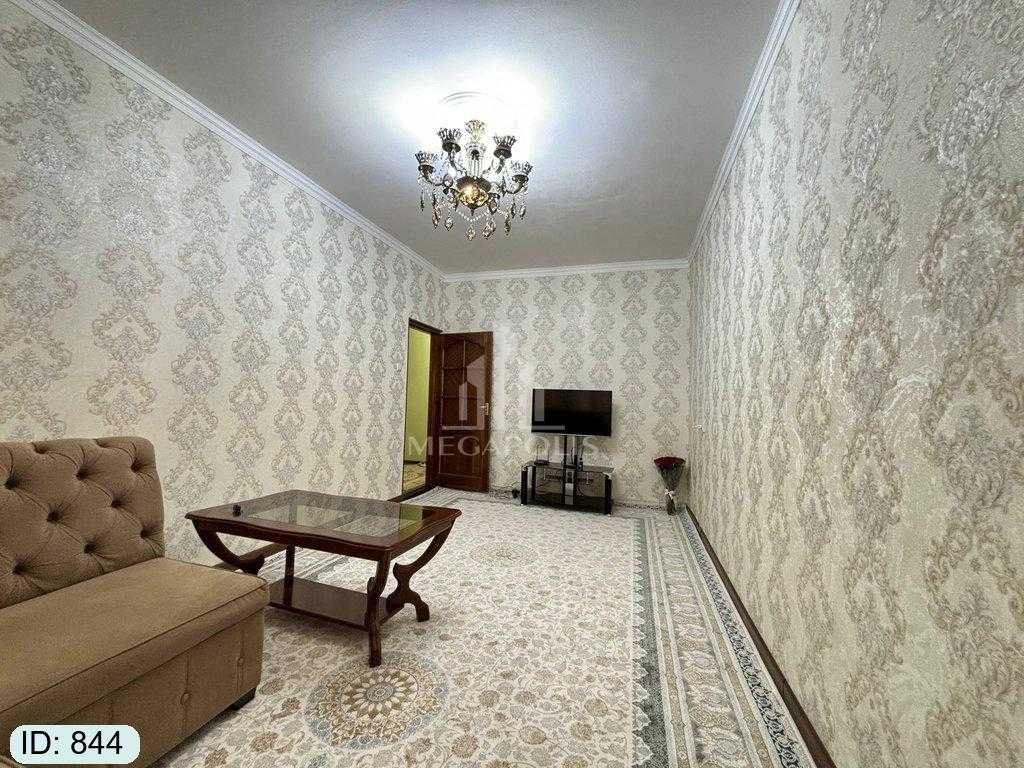 Arzon narxda 5 mikr somiyda 2 xonali kvartira sotiladi №844