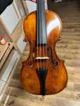 Vând vioara profesională 4/4 model Guarneri del gesu.