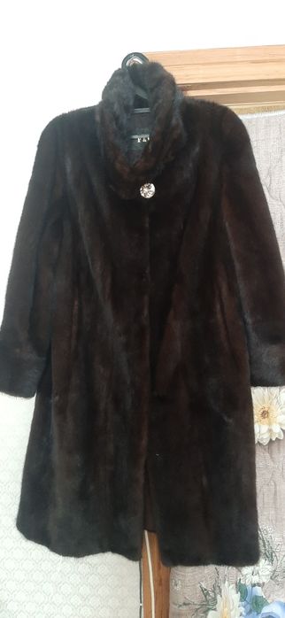 Продам норковую шубу