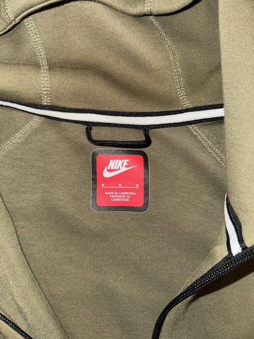 Hanorac Nike Tech Marimea M Original