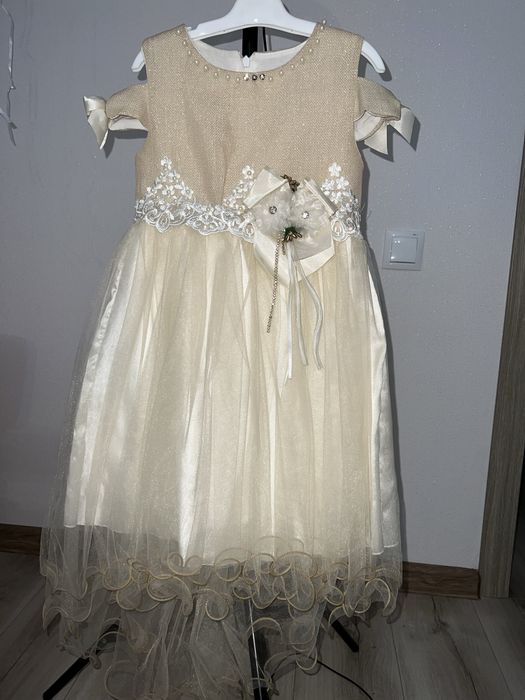 Платье нарядное для девочек