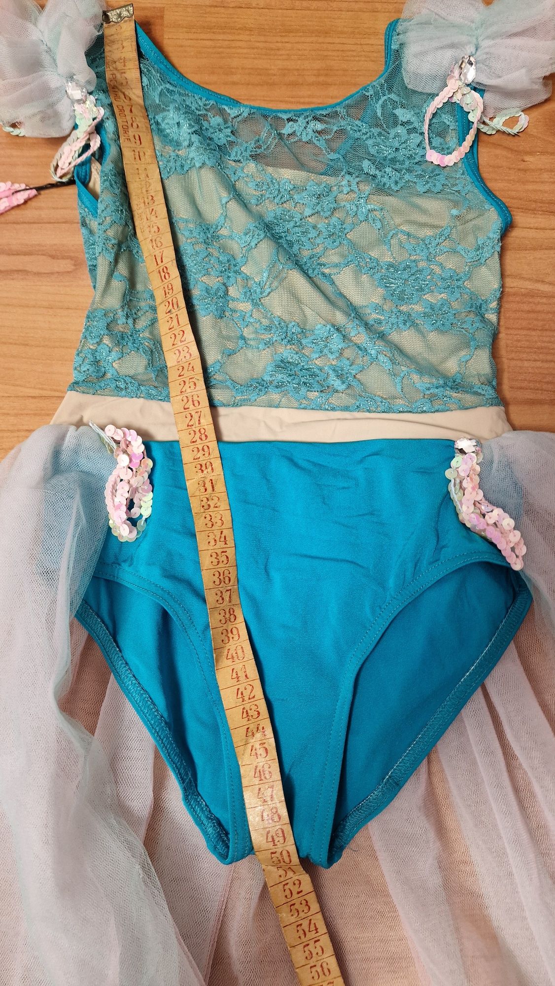 Costum gimnastica ritmica