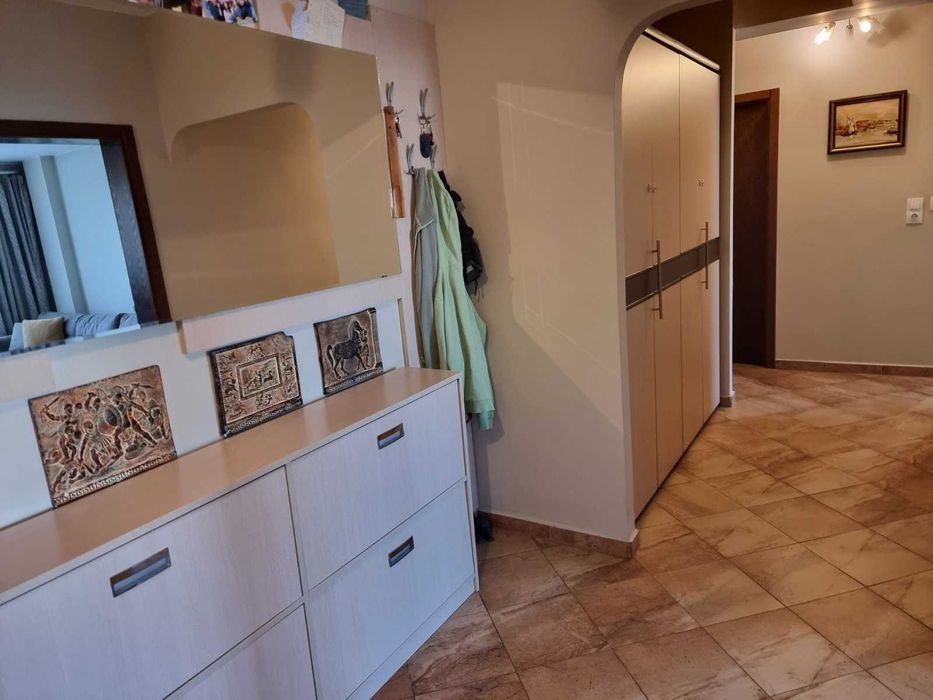 Дава се под наем Тристаен апартамент в София, Зона Б-18 - 101 кв.м за 950 € - Снимка #5