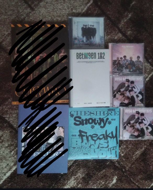 Kpop албуми/ inclusions  (txt,stray kids,aespa,itzy)