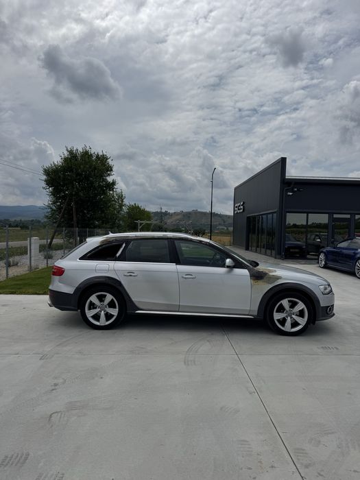 Audi A4 Allroad B8.5 Facelfit avariat 2.0 tfsi 224 cai
