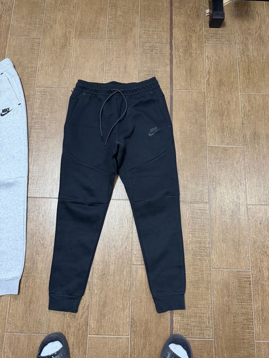 Nike tech fleece чисто нов!!!